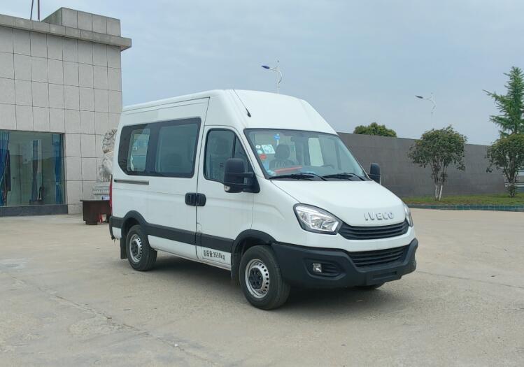 依維柯柴油殯儀車(chē)-依維柯殯儀送葬車(chē)廠家